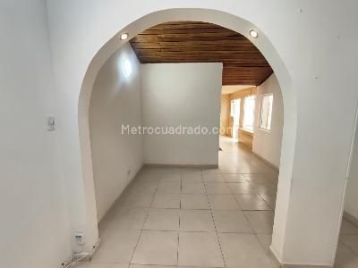 Apartamento en arriendo en Castilla, Bogotá · foto 2 de 20