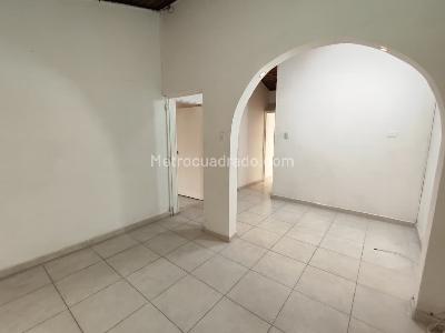 Apartamento en arriendo en Castilla, Bogotá · foto 4 de 20