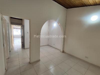 Apartamento en arriendo en Castilla, Bogotá · foto 5 de 20
