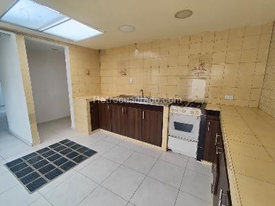 Apartamento en arriendo en Castilla, Bogotá · foto 10 de 20