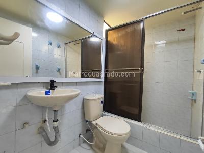 Apartamento en arriendo en Castilla, Bogotá · foto 12 de 20