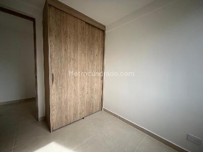 Apartamento de 3 alcobas en venta en Itagui, Itagüí, 55 m² · foto 9 de 20