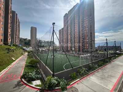 Apartamento de 3 alcobas en venta en Itagui, Itagüí, 55 m² · foto 18 de 20