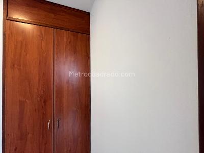 Apartamento de 2 alcobas en arriendo en Castropol, Medellín, 98 m² · foto 6 de 20