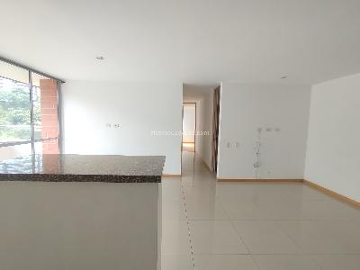 Apartamento de 3 alcobas en arriendo en Loma Del Indio, Medellín, 74 m² · foto 4 de 20