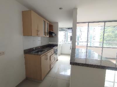 Apartamento de 3 alcobas en arriendo en Loma Del Indio, Medellín, 74 m² · foto 5 de 20