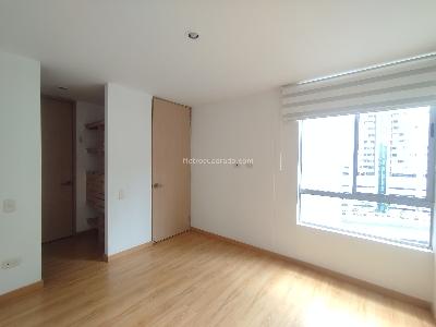 Apartamento de 3 alcobas en arriendo en Loma Del Indio, Medellín, 74 m² · foto 16 de 20