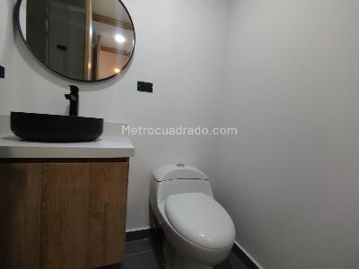 Apartamento de 3 alcobas en arriendo en Loma Del Indio, Medellín, 77 m² · foto 6 de 19