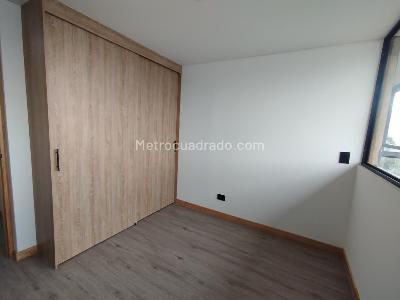 Apartamento de 3 alcobas en arriendo en Loma Del Indio, Medellín, 77 m² · foto 7 de 19