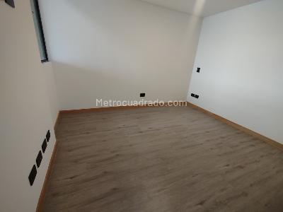 Apartamento de 3 alcobas en arriendo en Loma Del Indio, Medellín, 77 m² · foto 11 de 19
