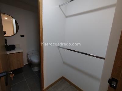 Apartamento de 3 alcobas en arriendo en Loma Del Indio, Medellín, 77 m² · foto 13 de 19