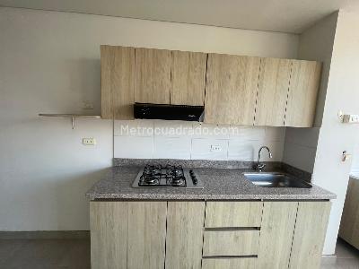 Apartamento de 1 alcoba en arriendo en El Nogal- Los Almendros, Medellín, 10 m² · foto 2 de 17
