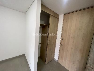 Apartamento de 1 alcoba en arriendo en El Nogal- Los Almendros, Medellín, 10 m² · foto 16 de 17