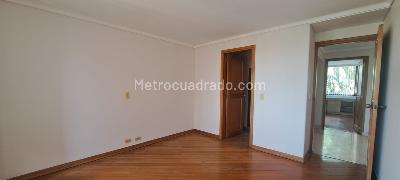 Apartamento de 4 alcobas en venta en La Tomatera, Medellín, 260 m² · foto 16 de 20
