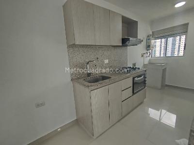 Apartamento de 3 alcobas en arriendo en Prados De Sabaneta, Sabaneta, 78 m² · foto 2 de 20