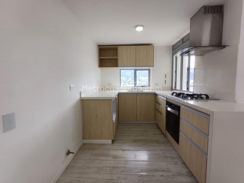 Apartamento en Arriendo, Loma De Las Brujas, Envigado