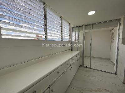 Apartamento de 3 alcobas en venta en Los Parra, Medellín, 150 m² · foto 5 de 20