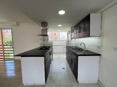 Apartamento de 3 alcobas en venta en Los Parra, Medellín, 150 m² · foto 19 de 20