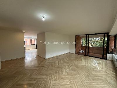 Apartamento de 3 alcobas en arriendo en La Concha, Medellín, 148 m² · foto 2 de 20