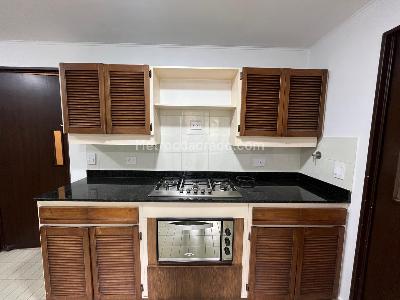 Apartamento de 3 alcobas en arriendo en La Concha, Medellín, 148 m² · foto 4 de 20