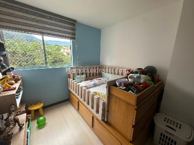 Apartamento de 3 alcobas en arriendo en Transversal Intermedia, Medellín, 110 m² · foto 10 de 15