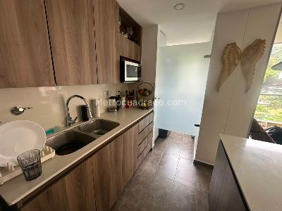 Apartamento de 3 alcobas en arriendo en Transversal Intermedia, Medellín, 110 m² · foto 6 de 15