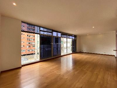 Apartamento en arriendo en Santa Maria De Los Angeles, Medellín · foto 4 de 12