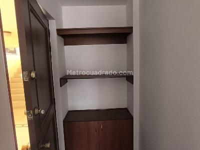 Apartamento de 3 alcobas en arriendo en Salitre Central, Bogotá, 94 m² · foto 8 de 15