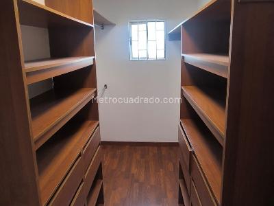 Apartamento de 3 alcobas en arriendo en Salitre Central, Bogotá, 94 m² · foto 9 de 15