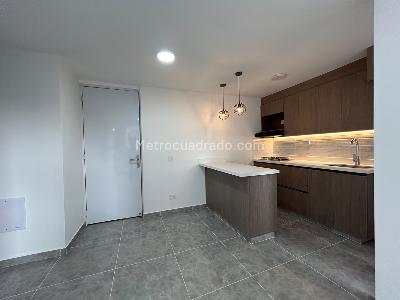 Apartamento de 3 alcobas en venta en Bello, Bello, 54 m² · foto 4 de 20