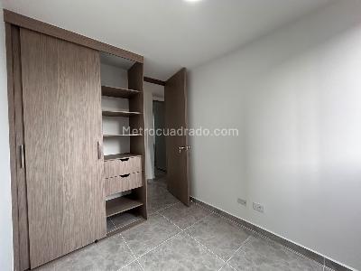 Apartamento de 3 alcobas en venta en Bello, Bello, 54 m² · foto 9 de 20