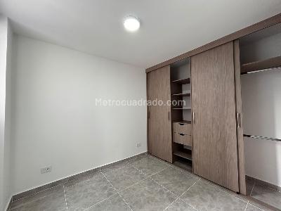 Apartamento de 3 alcobas en venta en Bello, Bello, 54 m² · foto 10 de 20