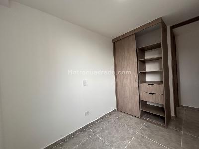 Apartamento de 3 alcobas en venta en Bello, Bello, 54 m² · foto 11 de 20