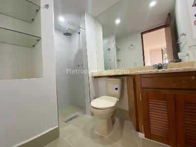 Apartamento de 3 alcobas en arriendo en Transversal Inferior, Medellín, 210 m² · foto 19 de 20