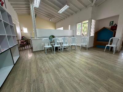 Casa en arriendo en Zuñiga, Envigado, 600 m² · foto 2 de 20