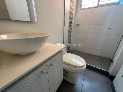 Apartamento en arriendo en El Esmeraldal, Envigado · foto 8 de 15