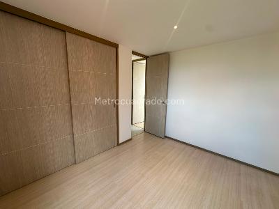 Apartamento en arriendo en El Esmeraldal, Envigado · foto 10 de 15