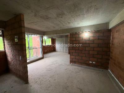 Apartamento en venta en Robledo, Medellín · foto 2 de 10