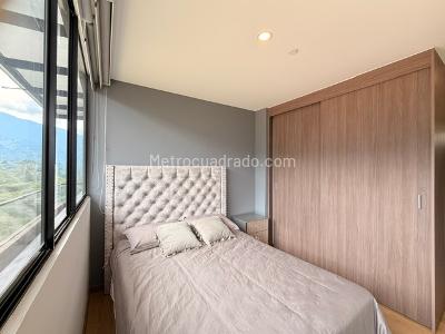 Apartamento en venta en Loma De Las Brujas, Envigado · foto 15 de 20