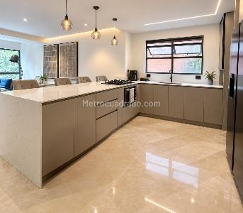 Apartamento de 3 alcobas en arriendo en Vizcaya, Medellín, 160 m² · foto 10 de 19