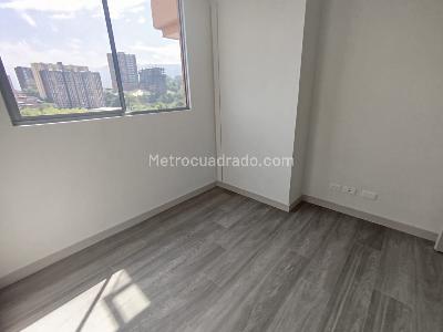 Apartamento de 2 alcobas en arriendo en Maria Auxiliadora, Sabaneta, 64 m² · foto 8 de 15