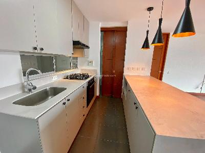 Apartamento en arriendo en Milla De Oro, Medellín · foto 2 de 24