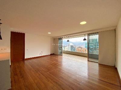 Apartamento en arriendo en Milla De Oro, Medellín · foto 5 de 24