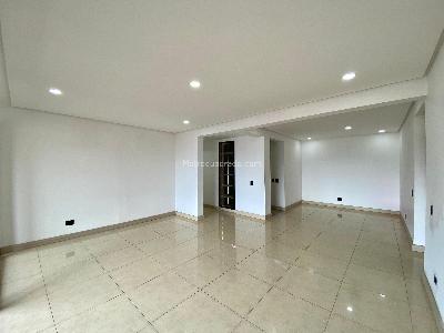 Apartamento en arriendo en La Tomatera, Medellín · foto 3 de 20