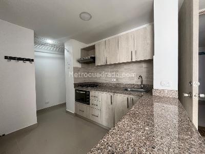 Apartamento de 3 alcobas en arriendo en Calle Larga, Sabaneta, 65 m² · foto 2 de 19