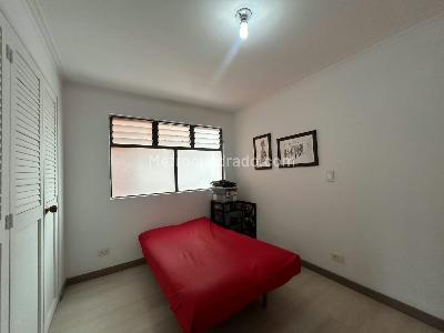 Apartamento de 3 alcobas en venta en Laureles, Medellín, 141 m² · foto 20 de 20