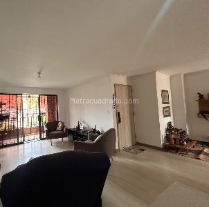 Apartamento de 3 alcobas en venta en Laureles, Medellín, 141 m² · foto 5 de 20