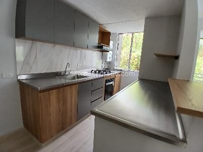 Apartamento de 3 alcobas en arriendo en La Almeria, Medellín, 60 m² · foto 2 de 15
