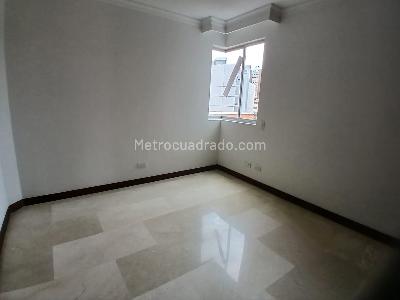 Apartamento de 4 alcobas en arriendo en Laureles, Medellín, 104 m² · foto 11 de 18