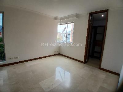 Apartamento de 4 alcobas en arriendo en Laureles, Medellín, 104 m² · foto 13 de 18